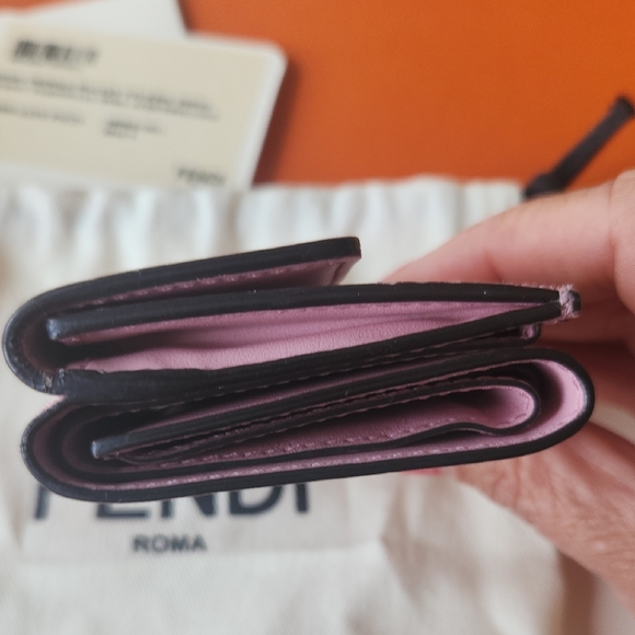 Fendi Roma Pink Trifold Wallet Full Inclusion - Picture 6 of 9